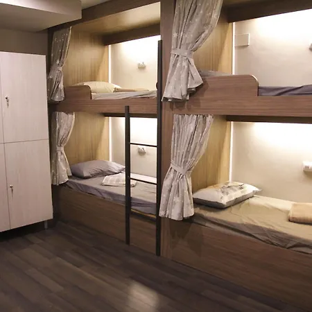 Hostel & Sagrada Familia *